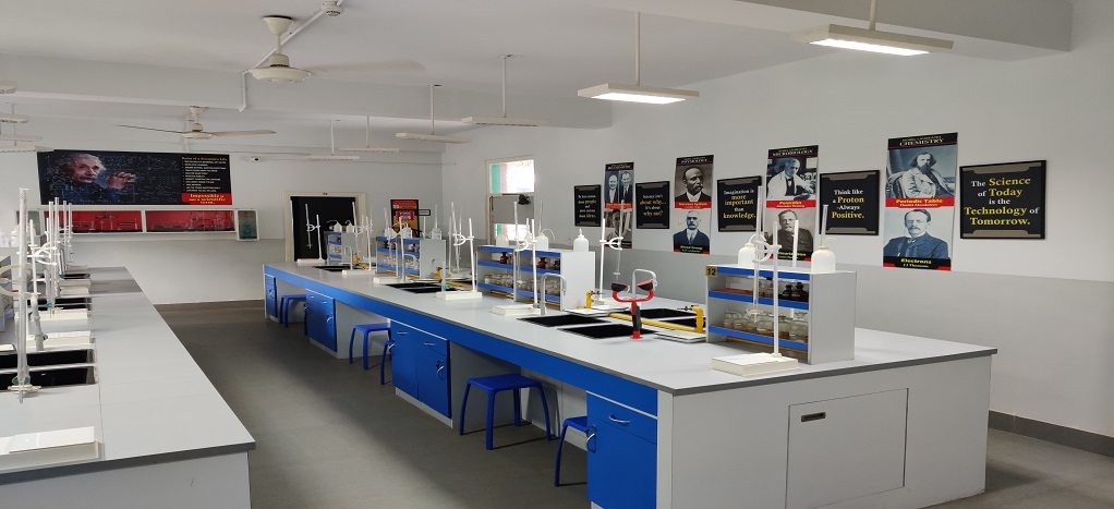 Chemistry, Biochemistry and Microbiology Lab